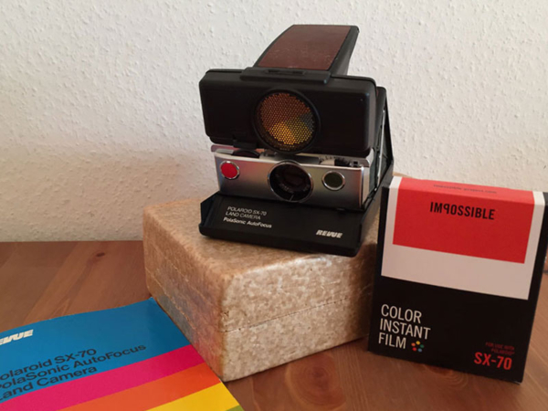 Polaroid «Land SX-70 Polasonic Revue» Autofocus