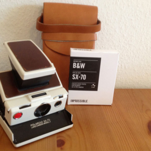 Polaroid «Land SX-70 Model2» white