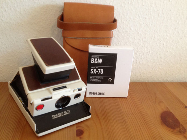 Polaroid «Land SX-70 Model2» white