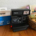 Polaroid «One Step Flash» mit Blitz und Film